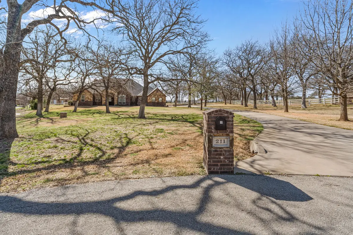 211 Pack Saddle Trail, Weatherford, TX 76088 - #1