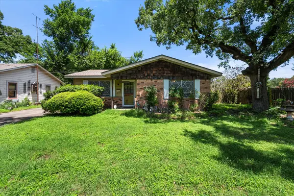 120 Woodland Avenue, Corsicana, TX 75110