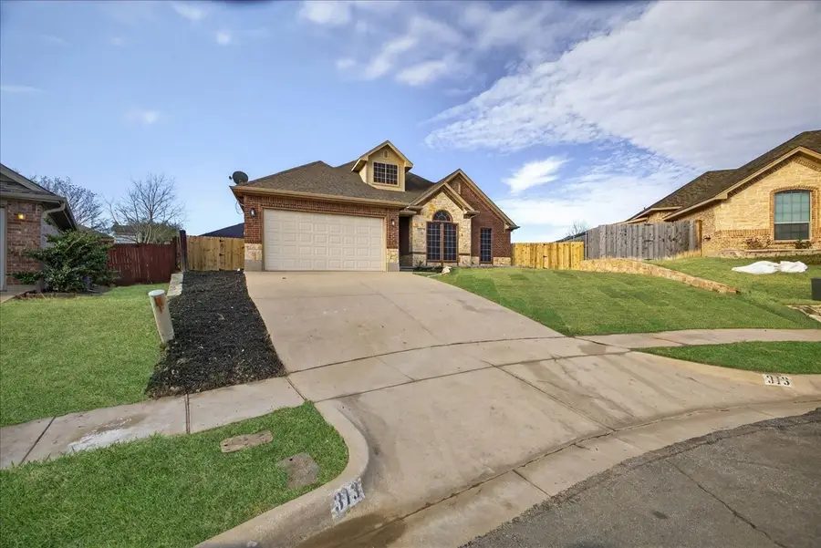 313 Nutmeg, Burleson, TX 76028 - #2