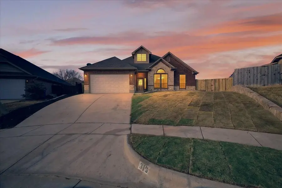 313 Nutmeg, Burleson, TX 76028 - #3