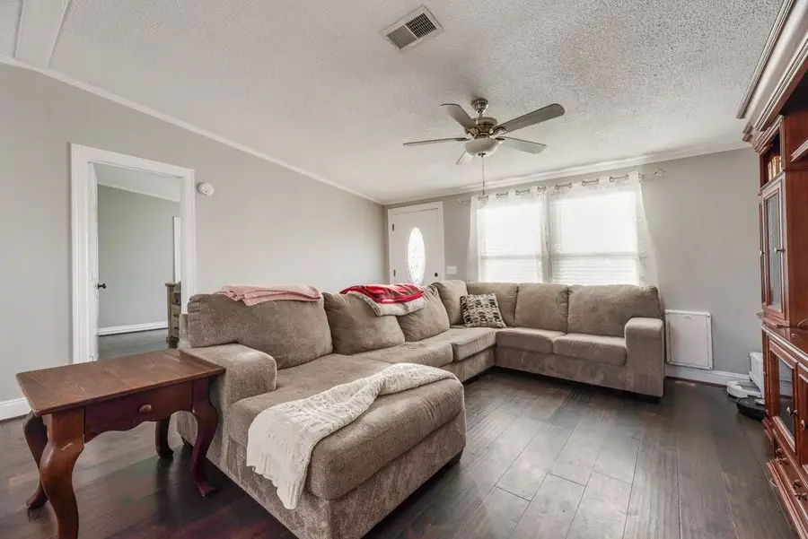 709 Ritchey Road, Valley View, TX 76272 - #3