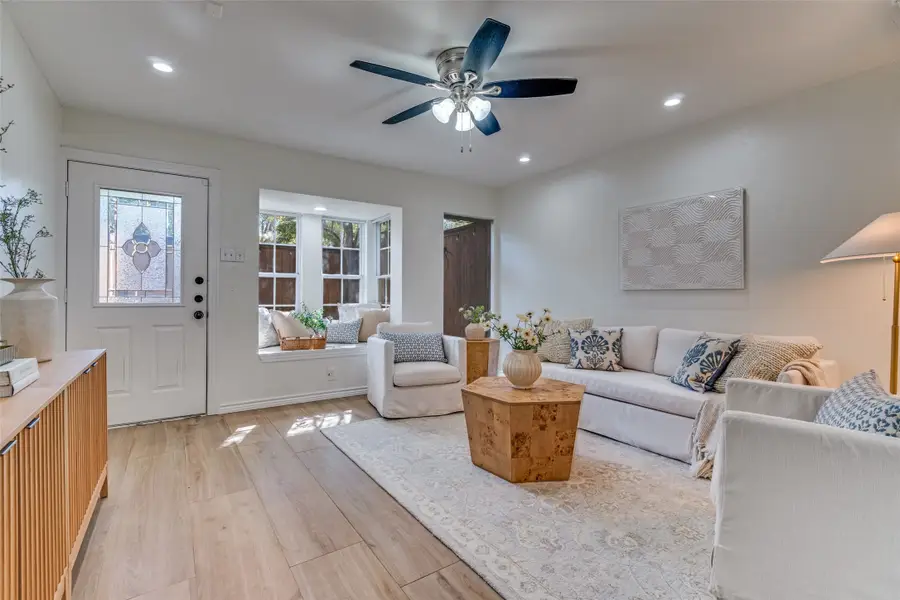 3623 Hawthorne Avenue, Dallas, TX 75219 - #3