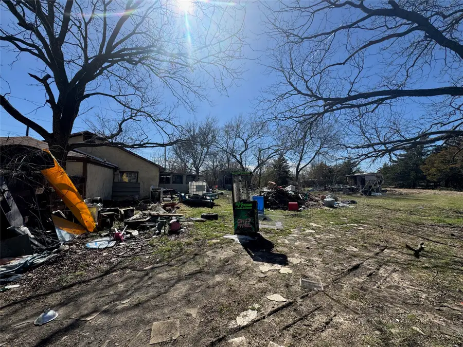 510 S Pecan Street, Bells, TX 75414 - #3