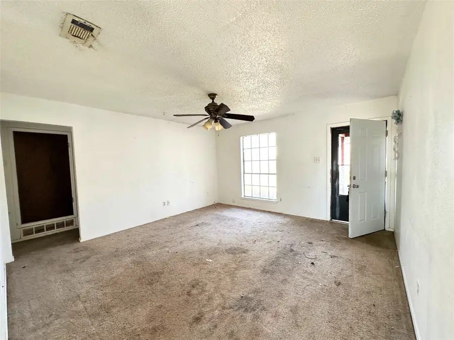 203 W Fifth Street, Kennedale, TX 76060 - #2