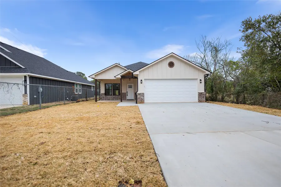 928 Duckenfield, Tyler, TX 75701 - #2