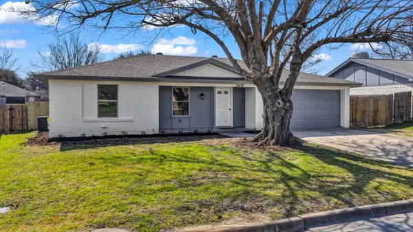 3432 Woodbridge Drive, Forest Hill, TX 76140