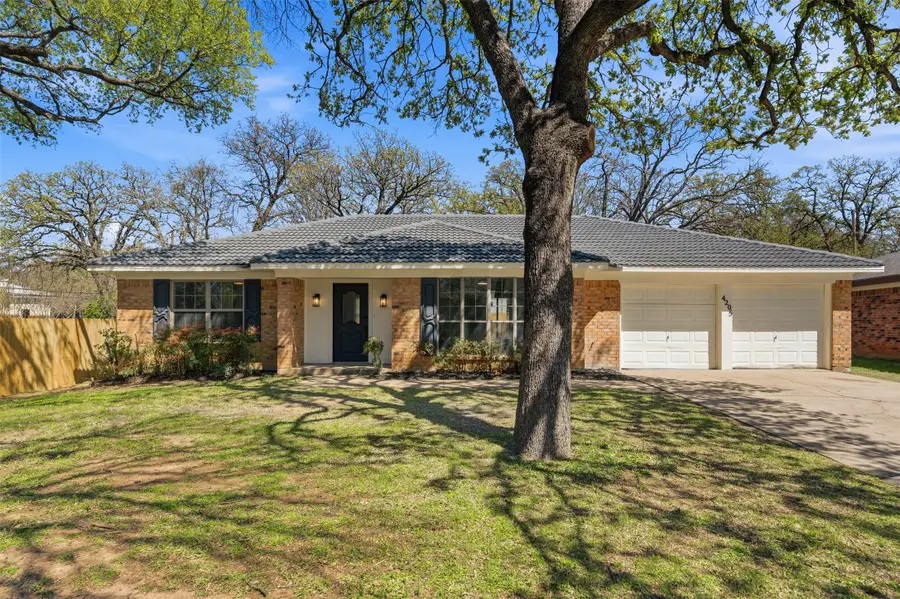 4205 W Pleasant Forest Street, Arlington, TX 76015 - #2