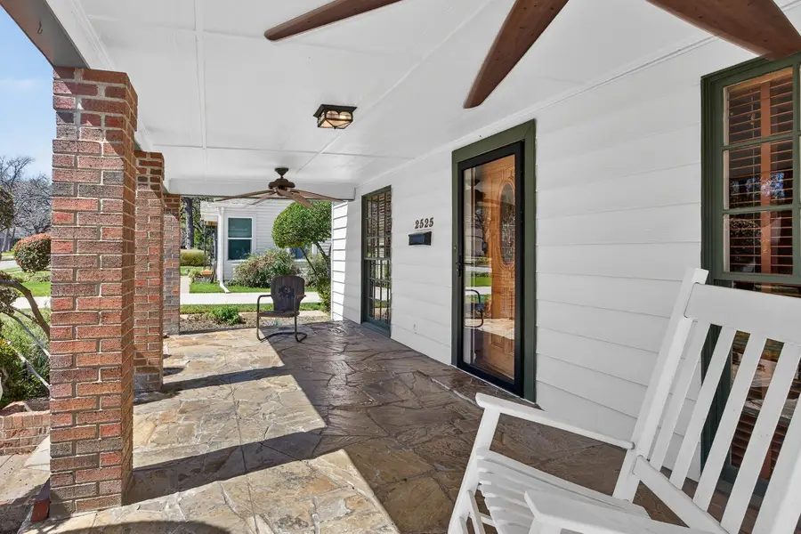 2525 Goldenrod Avenue, Fort Worth, TX 76111 - #2