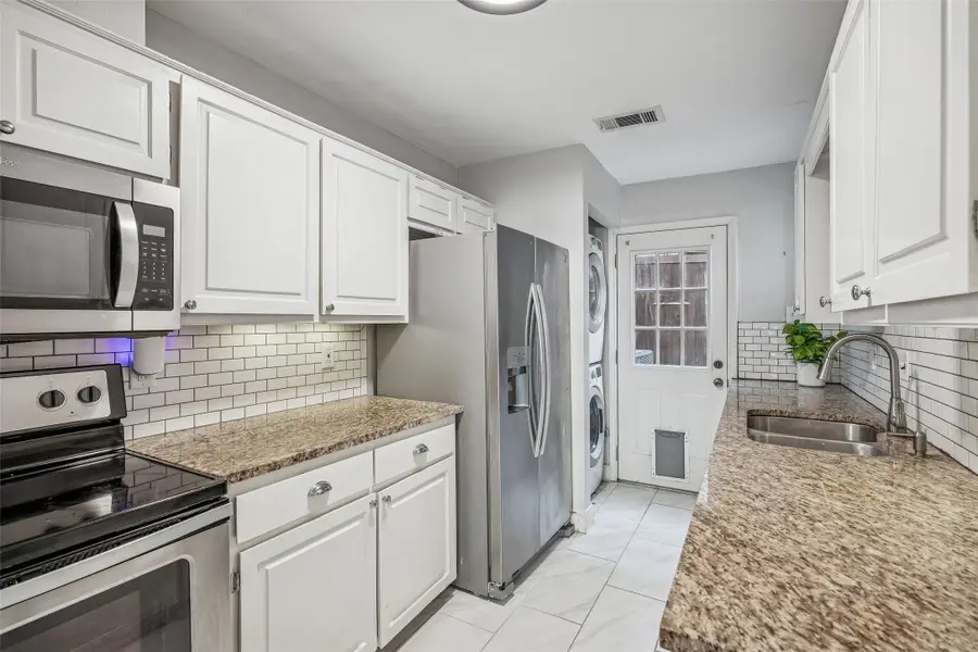 4006 Holland Avenue #A, Dallas, TX 75219 - #3