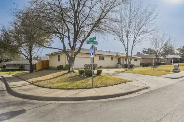2740 Maceo Circle, Dallas, TX 75216