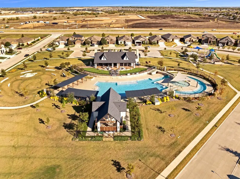 15840 Farringdon Street, Justin, TX 76247 - #1