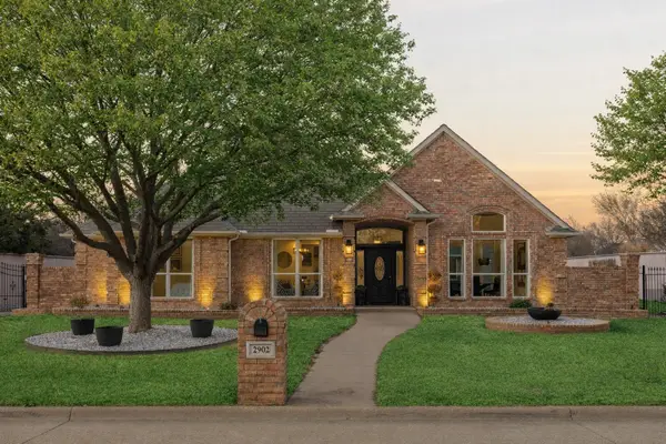 2902 Summertree Lane, Colleyville, TX 76034