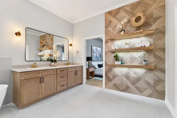 8232 Fenwick Drive, North Richland Hills, TX 76182