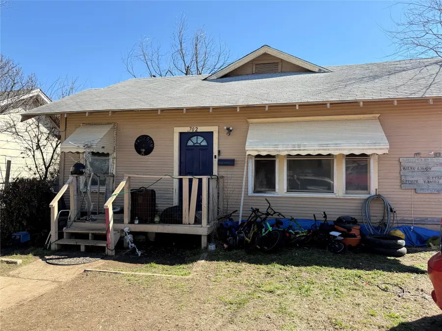 1702 Avenue C, Brownwood, TX 76801 - #2