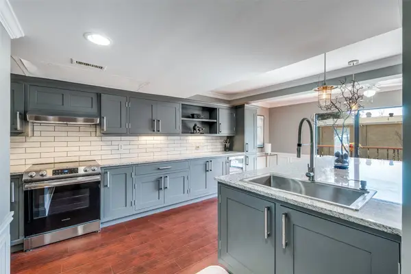 6610 Eastridge Drive #114, Dallas, TX 75231