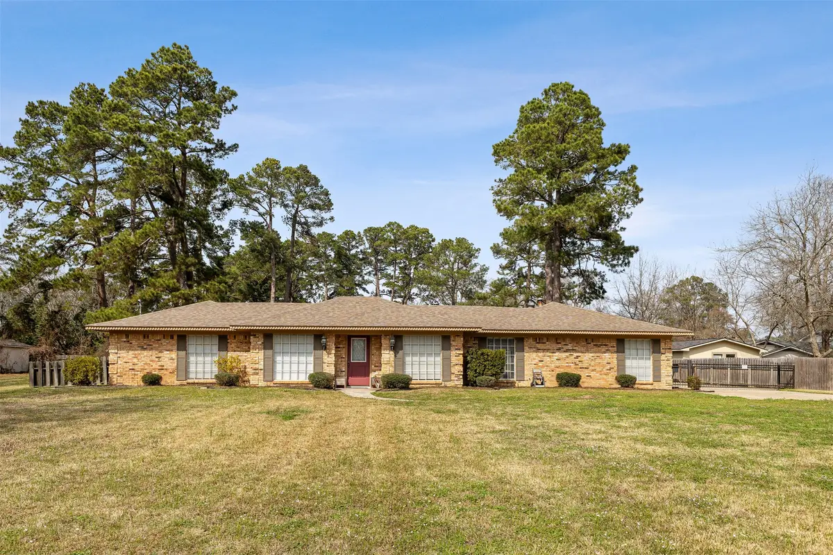 1302 W Sabine Street, Carthage, TX 75633 - #1