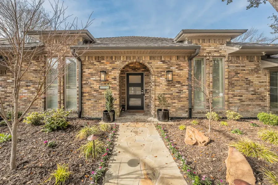 9018 Woodhurst Drive, Dallas, TX 75243 - #2