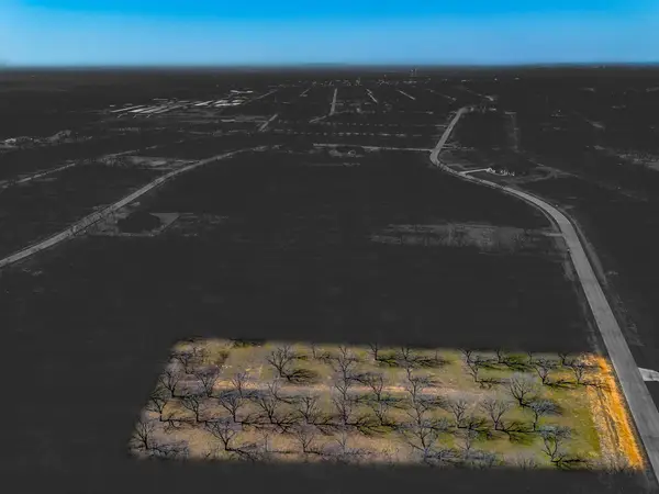 2167 E Landings N, Granbury, TX 76049