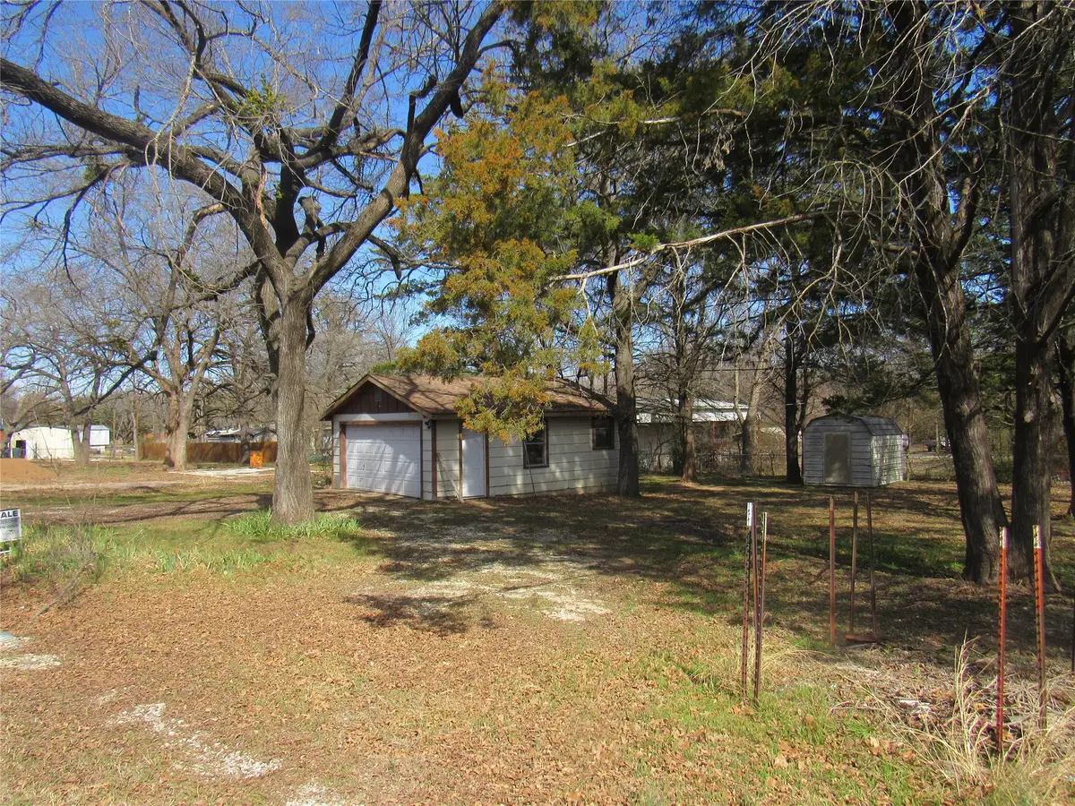 58 88 Ivanhoe Drive, Gordonville, TX 76245 - #1