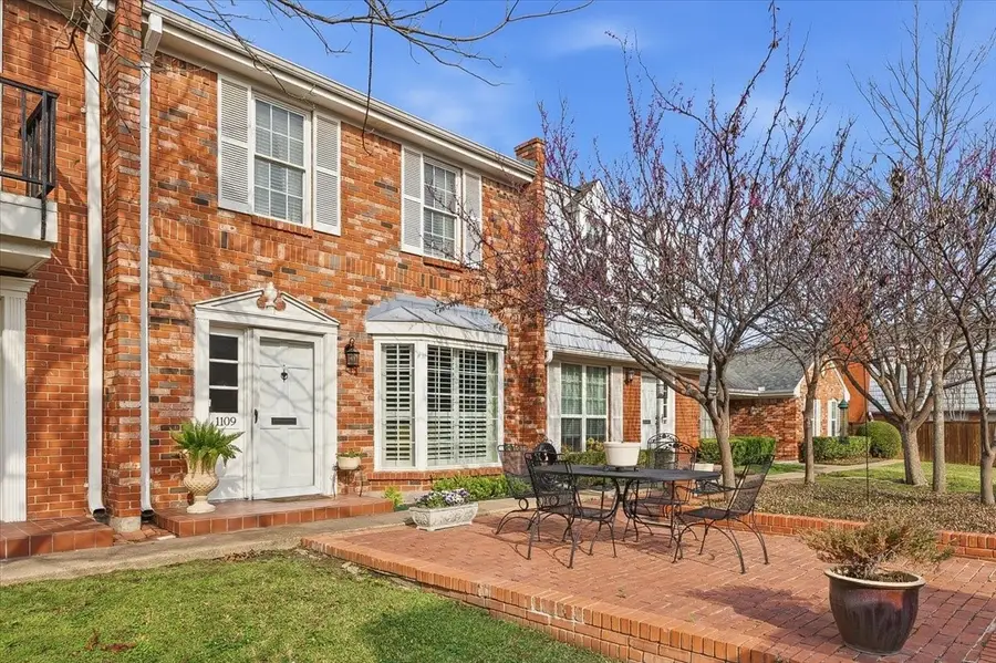 1109 Roaring Springs Road #1109, Fort Worth, TX 76114 - #2