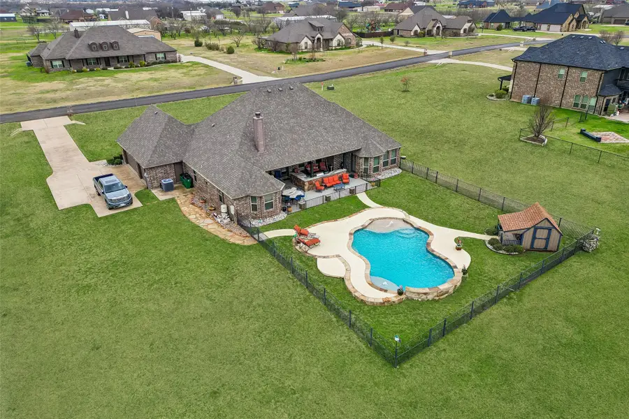 11201 Lakecrest Drive, Sanger, TX 76266 - #2