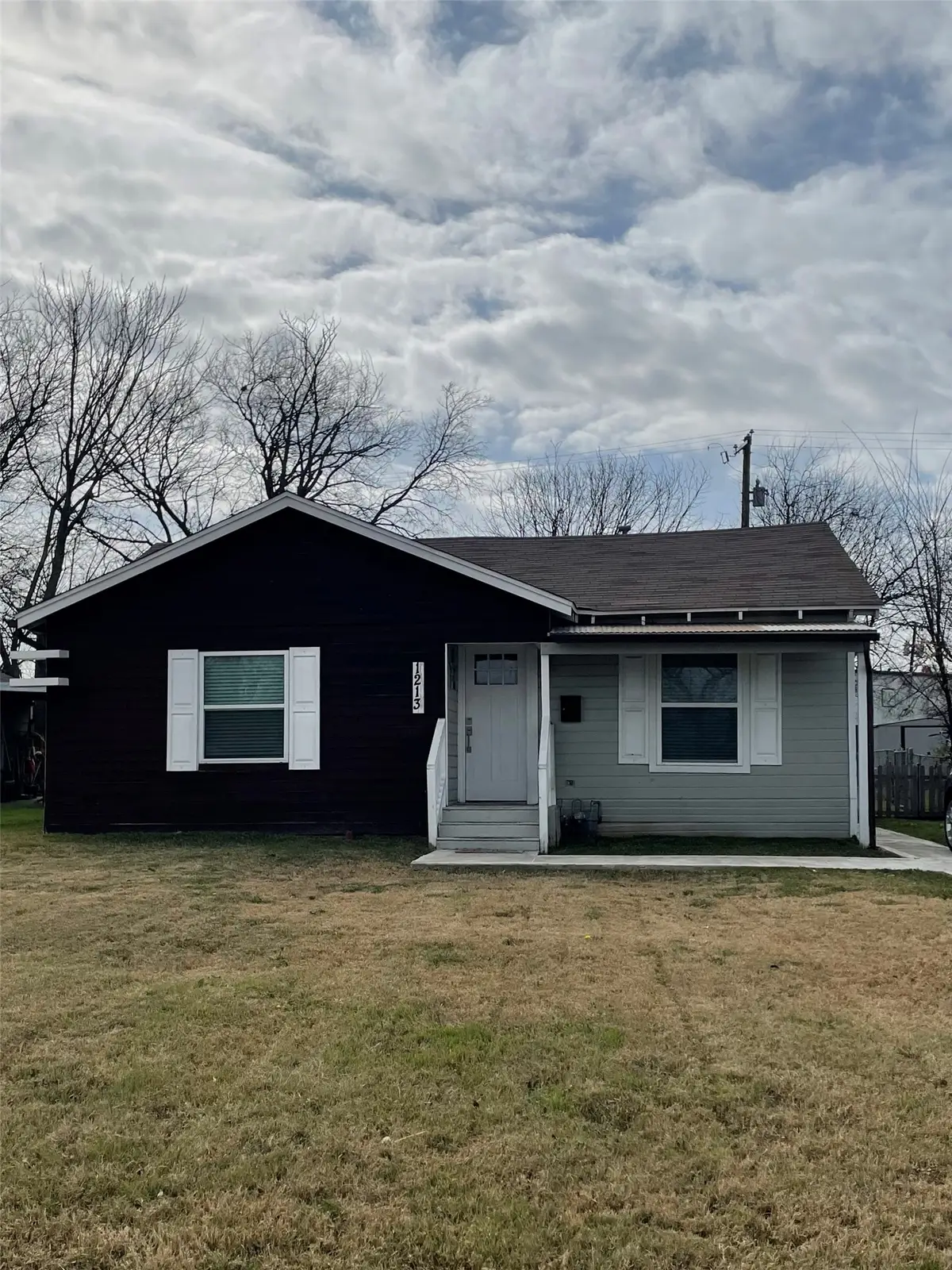 1213 S 31st Street, Beverly Hills, TX 76711 - #1