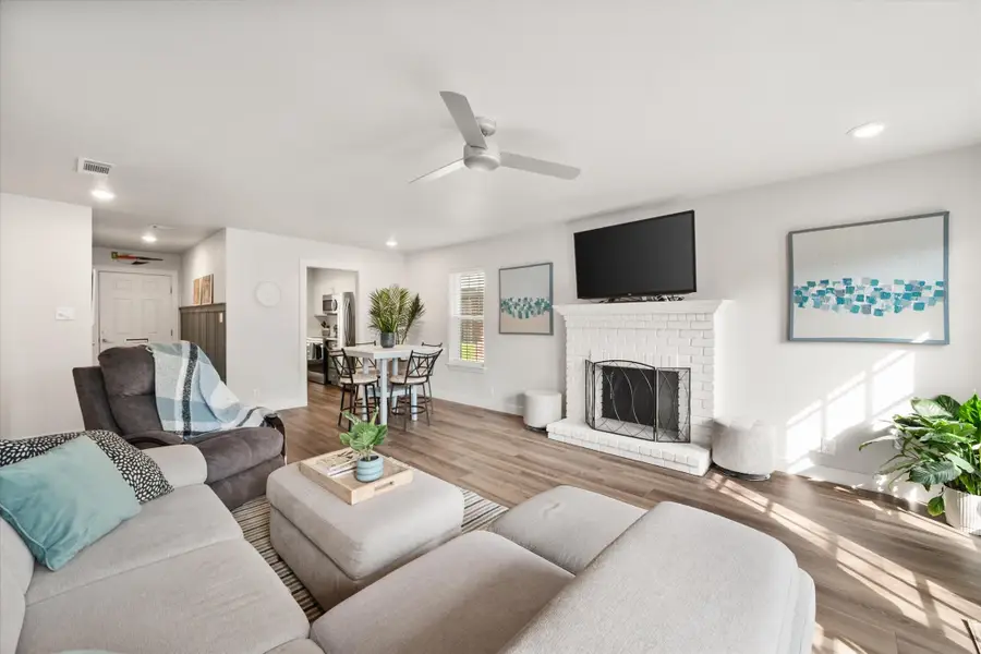 1049 Roaring Springs Road #1049, Fort Worth, TX 76114 - #3