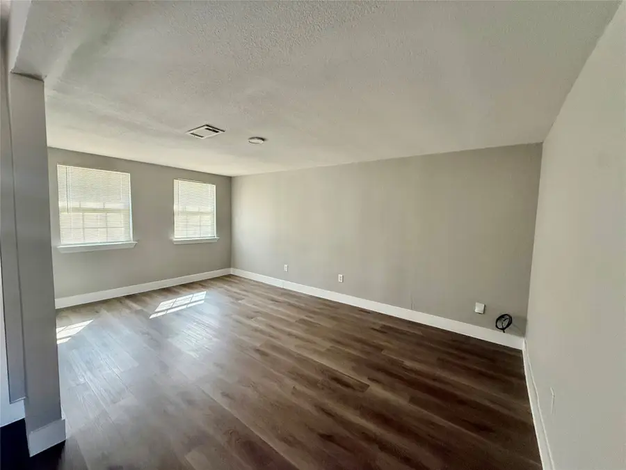 1923 Brookshire Street, Arlington, TX 76010 - #3