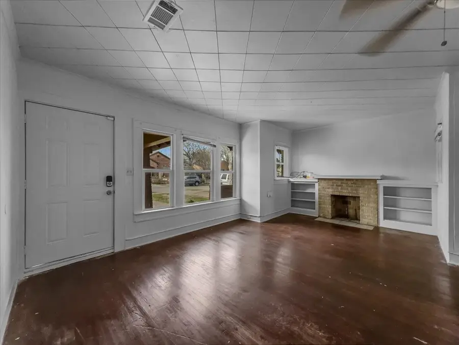 817 Marion Avenue, Fort Worth, TX 76104 - #3