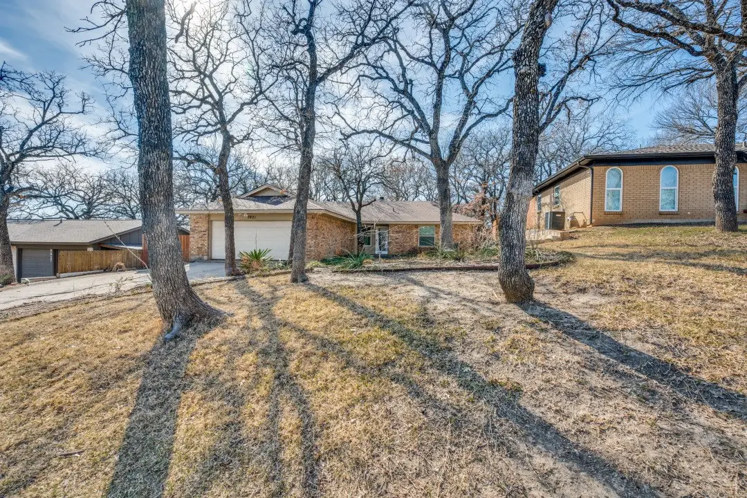7021 Crabtree Lane, North Richland Hills, TX 76182 - #1
