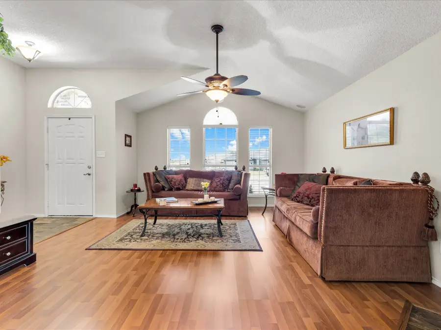 10117 High Bluff Drive, Fort Worth, TX 76108 - #2