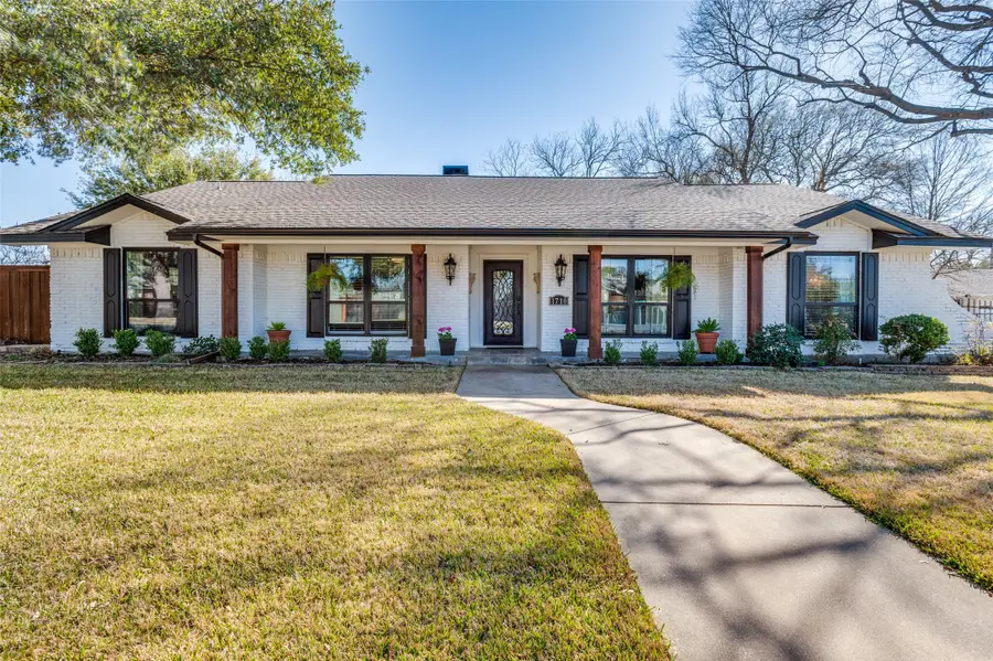 1710 N Dickerson, Pantego, TX 76013 - #2