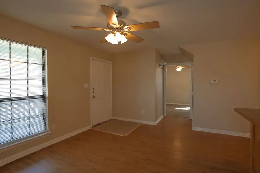 704 S Dewey Avenue, Sherman, TX 75090 - #3