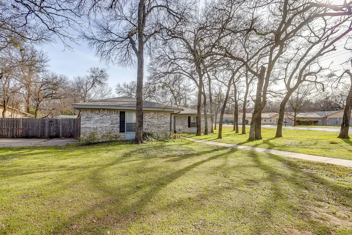 612 Melbourne Court, Hurst, TX 76053 - #1