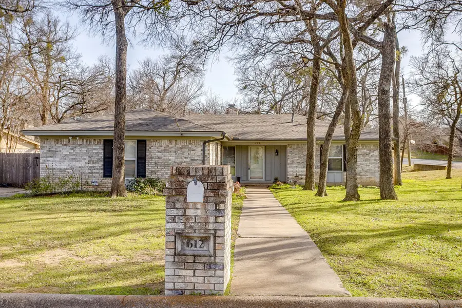 612 Melbourne Court, Hurst, TX 76053 - #3