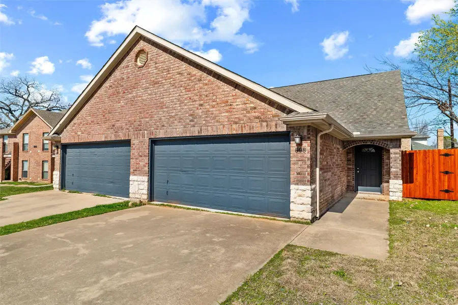 808 Betty Court, Hurst, TX 76053 - #3