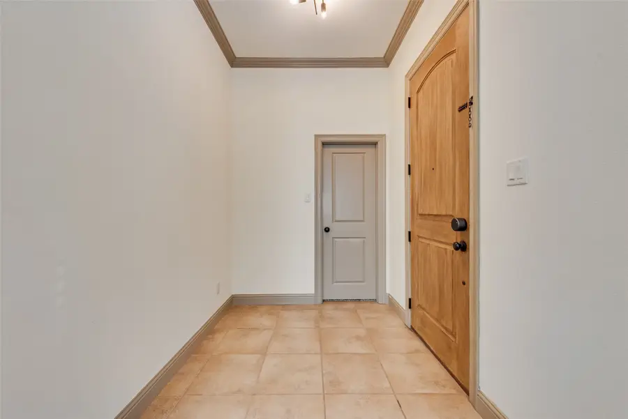 10543 Steinbeck Lane, Irving, TX 75063 - #3