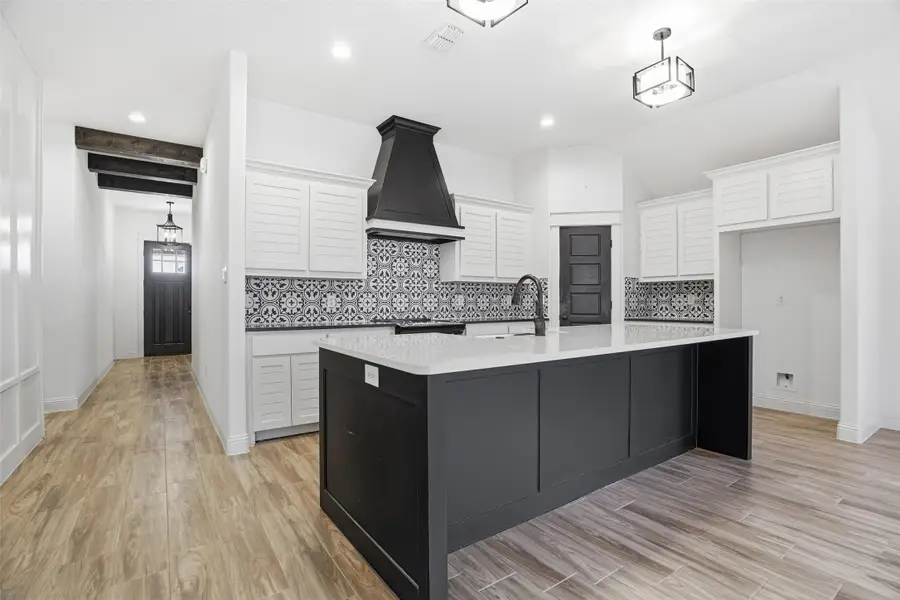 929 Tesslynn Avenue, Godley, TX 76044 - #2