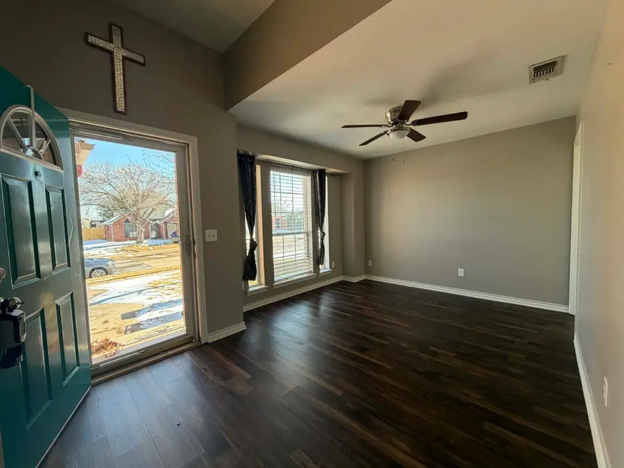 5303 Northview Drive, Wichita Falls, TX 76306 - #2