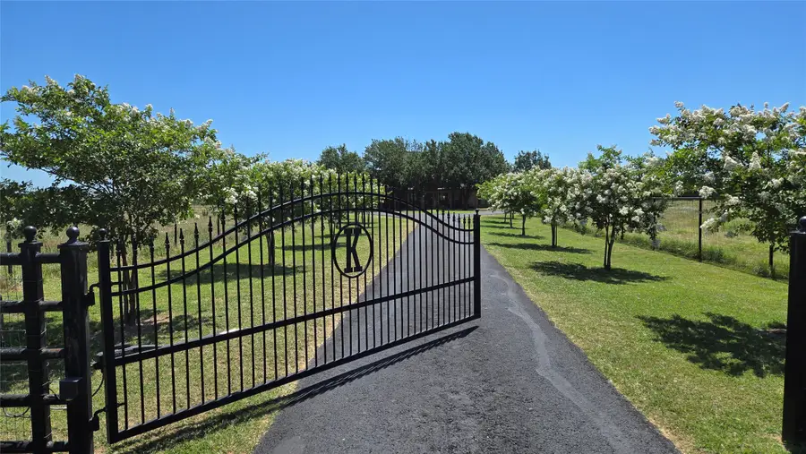 492 Thomas J Egan Road, Denton, TX 76207 - #2