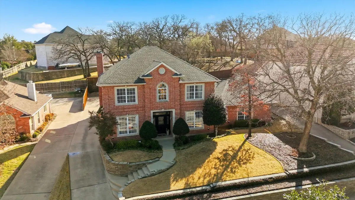 801 Bent Tree Drive, Euless, TX 76039 - #1