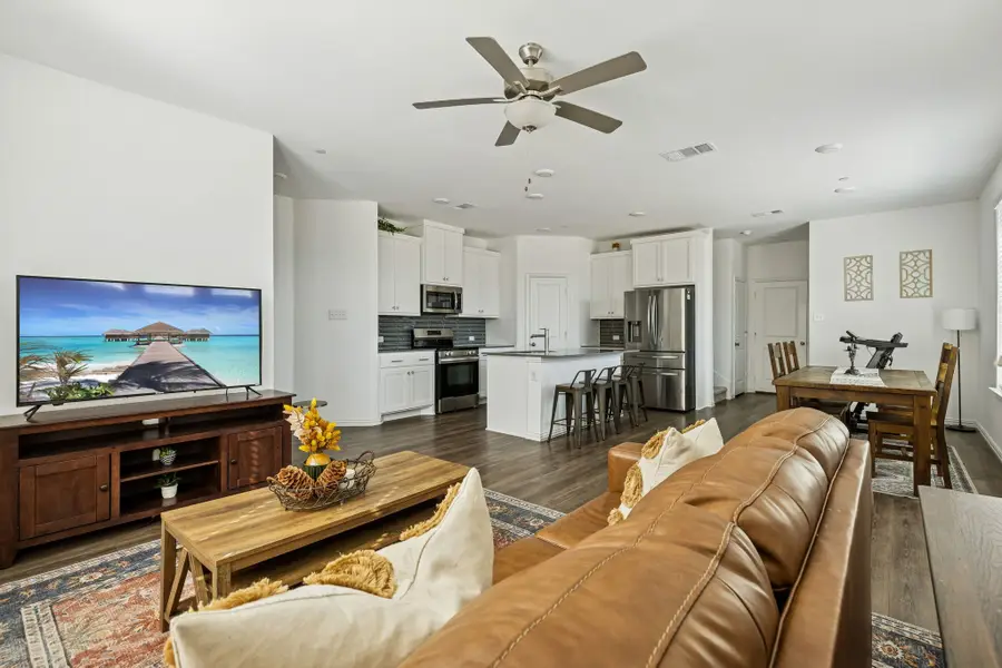 5123 Community Street, Haltom City, TX 76117 - #3