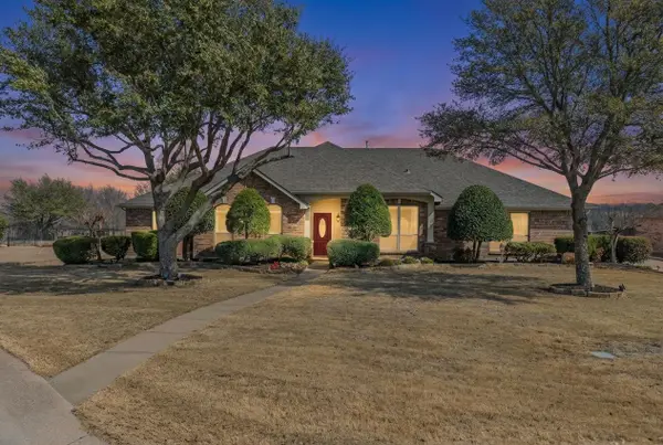 208 Cascade Valley Drive, Fate, TX 75087