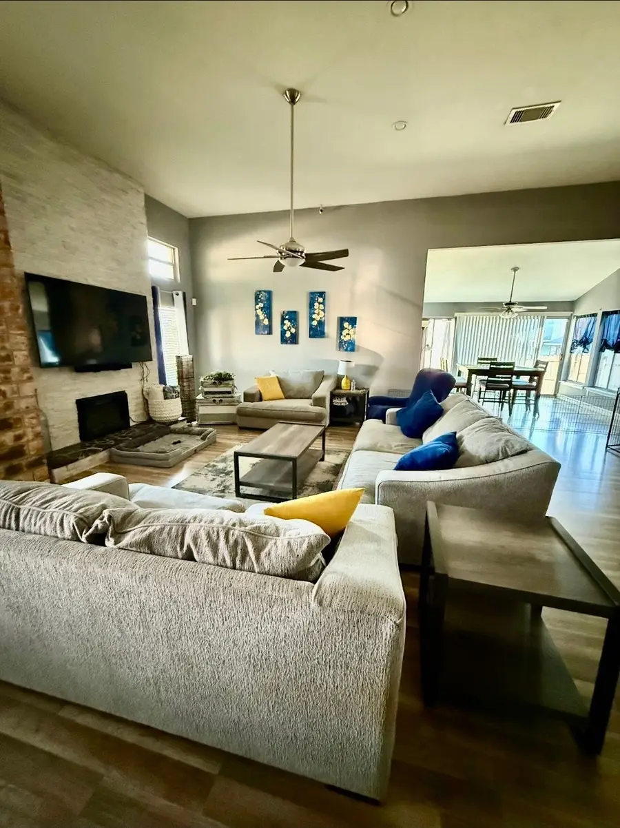 3 Holden Circle, The Colony, TX 75056 - #2