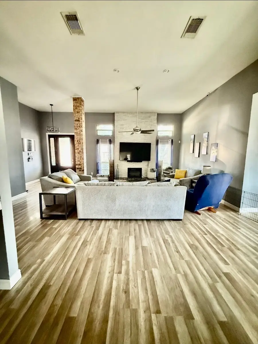 3 Holden Circle, The Colony, TX 75056 - #3