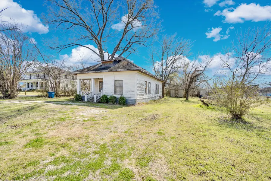 311 E San Saba Street, Wortham, TX 76693 - #3