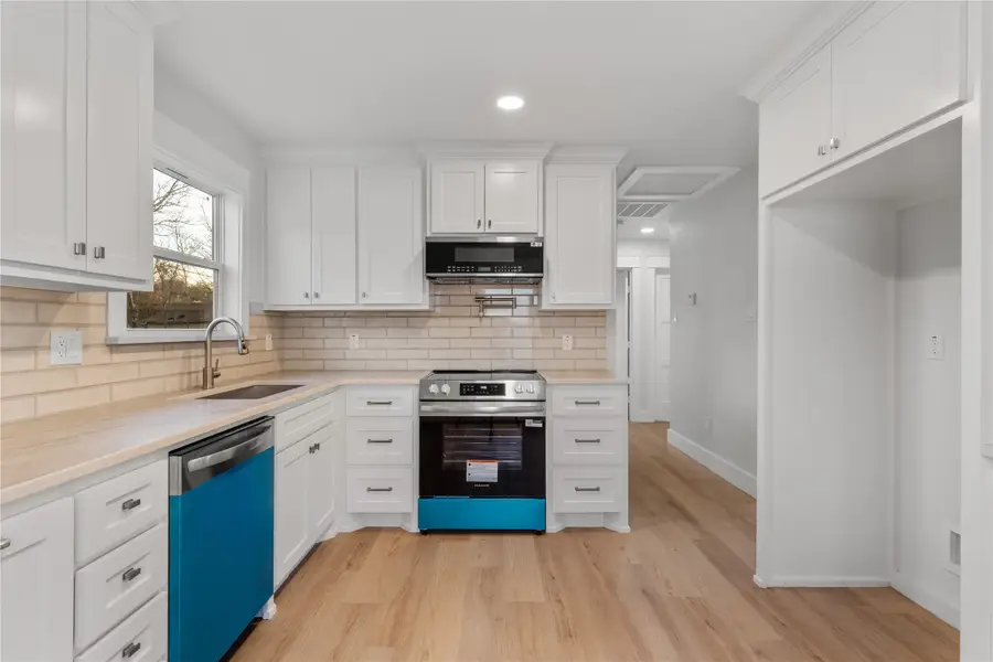 3524 Daughtrey Avenue, Waco, TX 76711 - #2