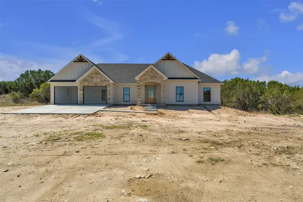105 Anchors Way, Bluff Dale, TX 76433