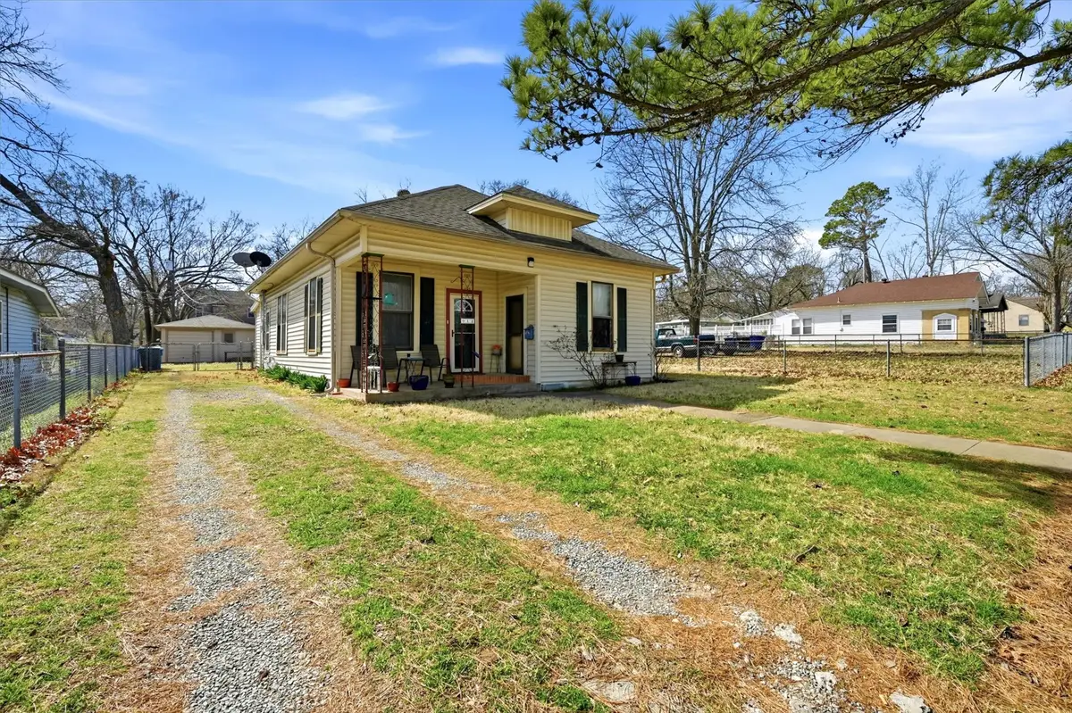 918 W Morgan Street, Denison, TX 75020 - #1