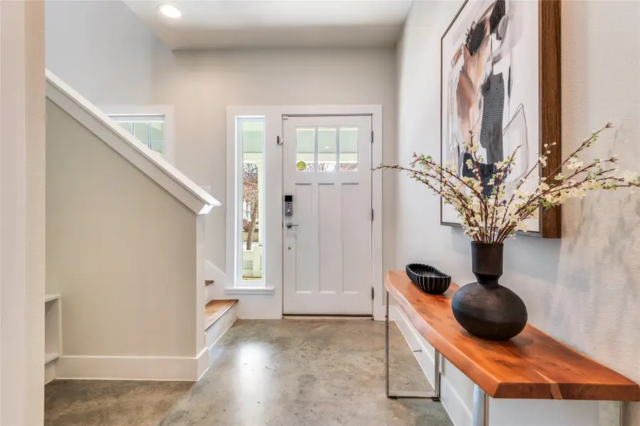 661 Bishop Heights Lane, Dallas, TX 75208 - #2